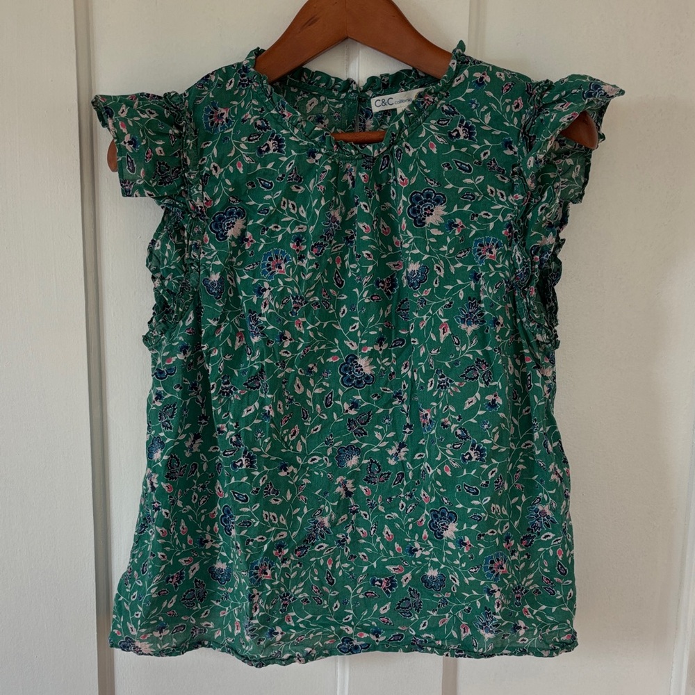 C&C California Green Floral Ruffle Sleeve Blouse
